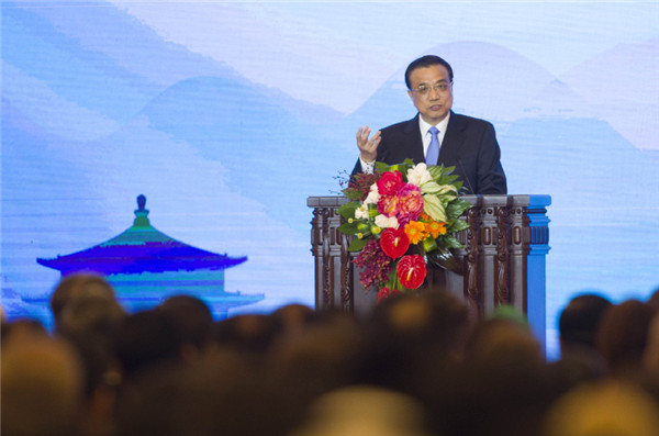 李克強(qiáng)出席首屆世界旅游發(fā)展大會開幕式