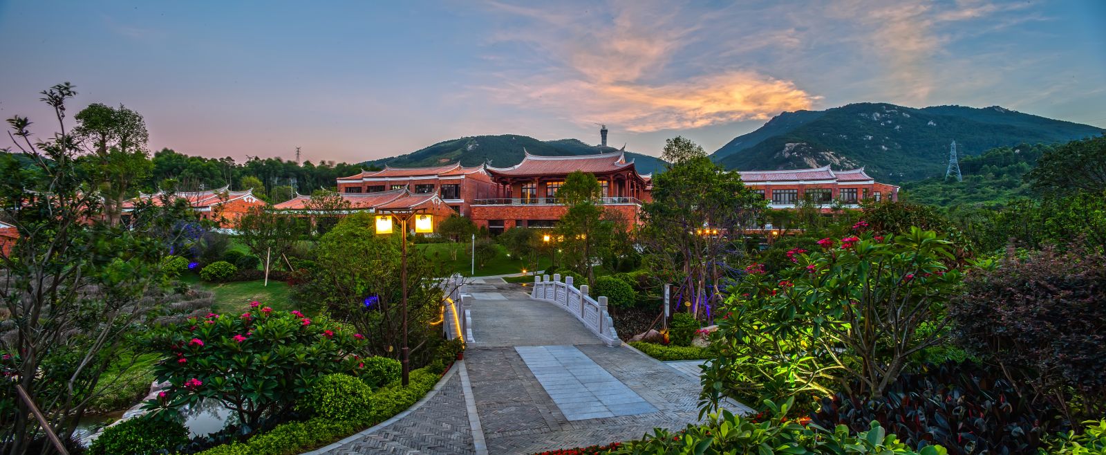 廣畝景觀：世茂紫茂府樣板區(qū)景觀設(shè)計