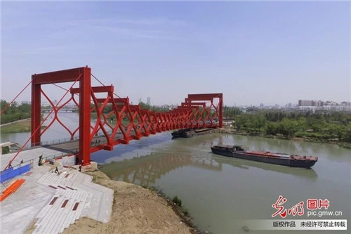 江蘇揚(yáng)州古運(yùn)河畔“長”出生態(tài)公園
