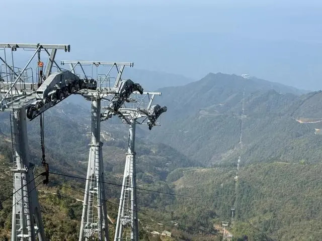 國內(nèi)在建最長景觀索道預(yù)計明年5月投入使用