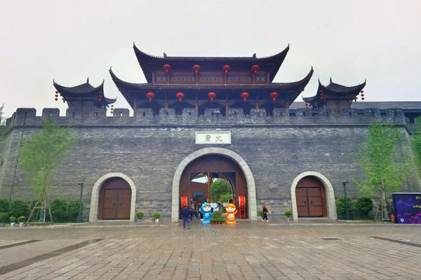 人民日報：讓古城古鎮(zhèn)更好活在當(dāng)下